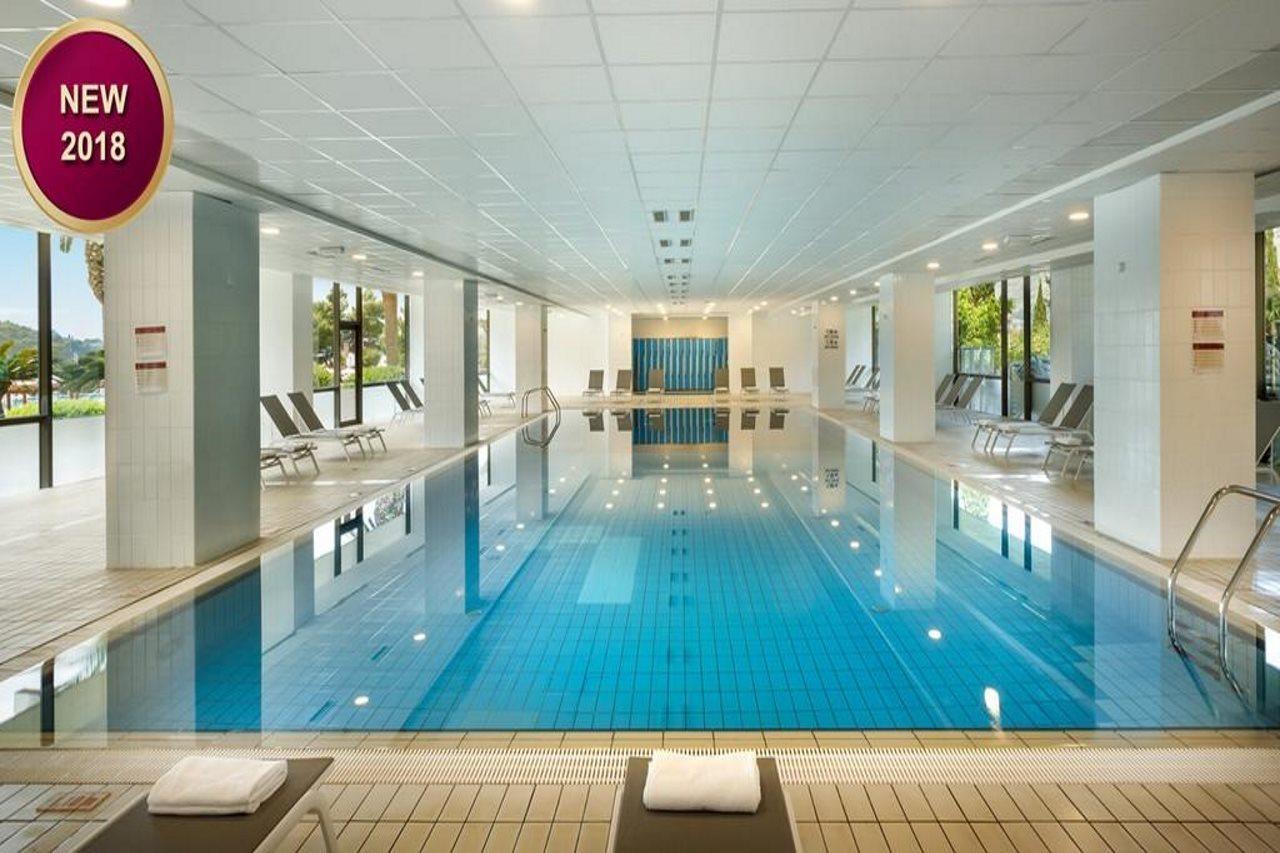 Remisens Albatros Hotell