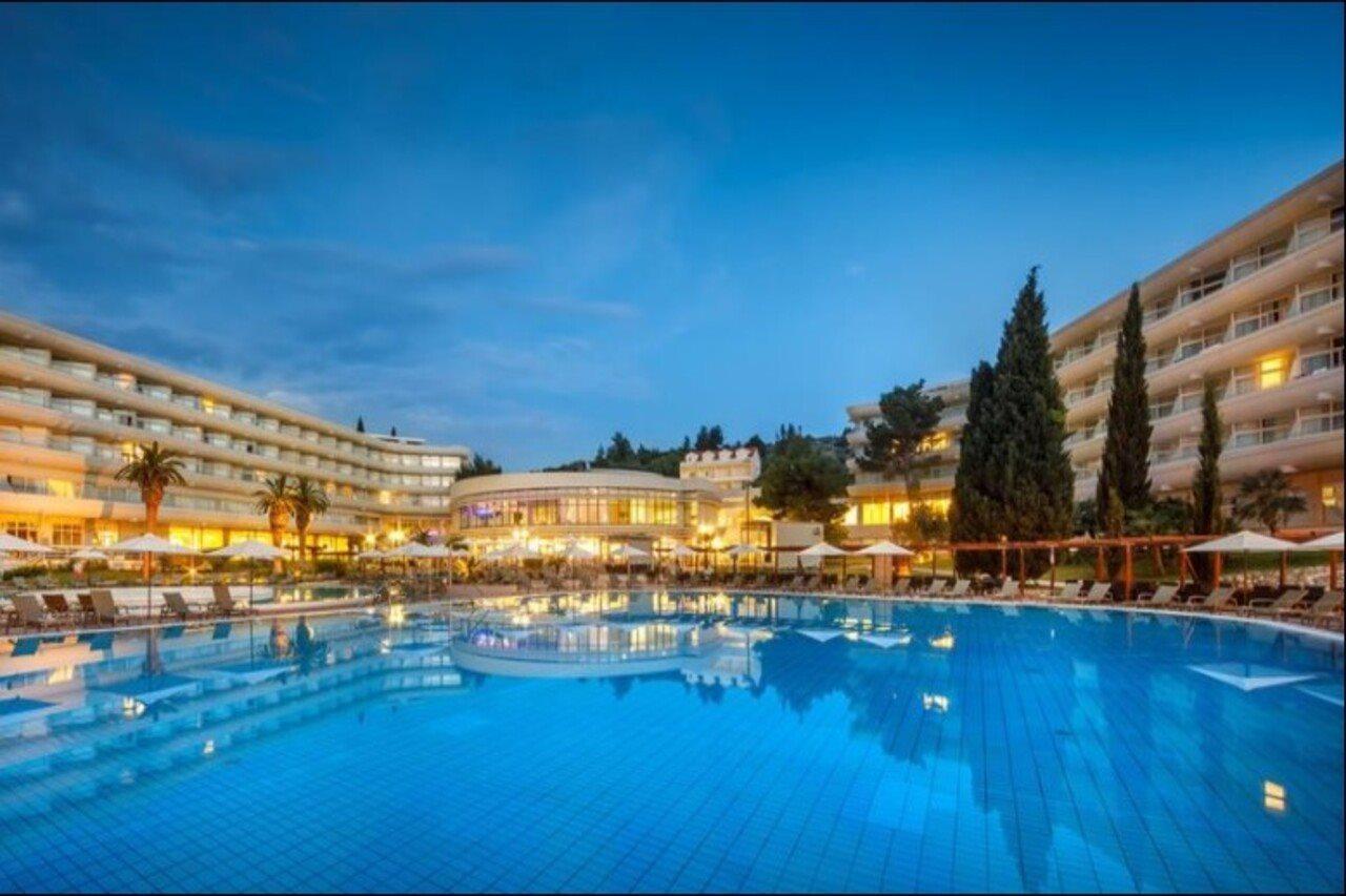 Remisens Albatros Hotell
