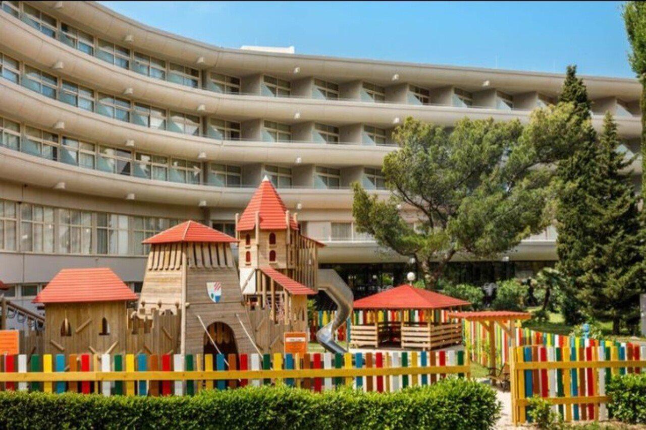 Remisens Albatros Hotell
