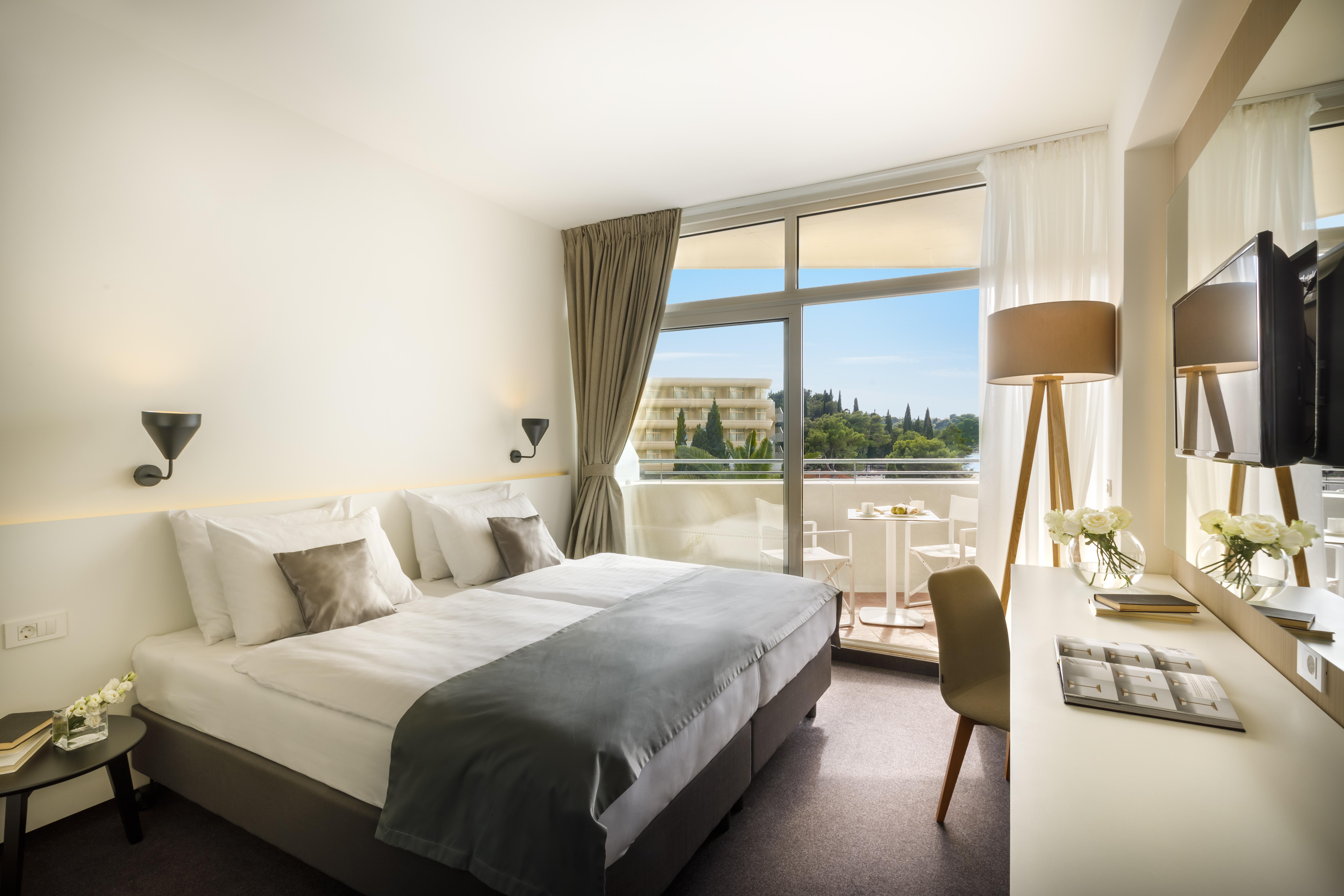 Remisens Albatros Hotell 4*